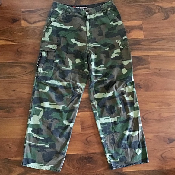 Plugg Other - PLUGG JEANS - Camo 7 Pocket Cargo Pants